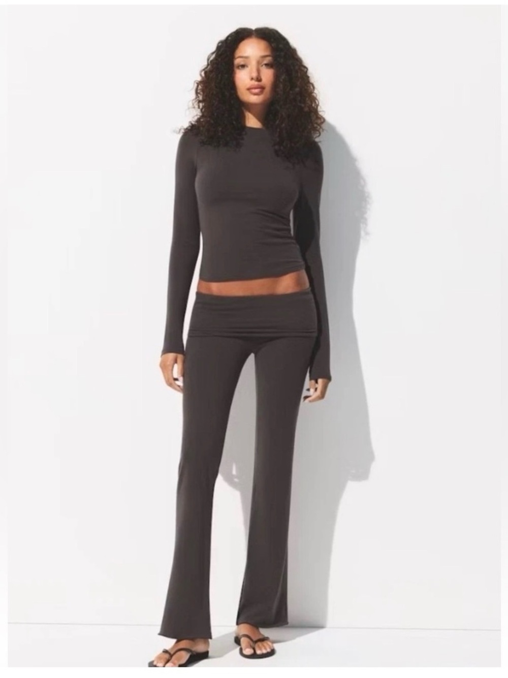 Skims Iron foldover pants